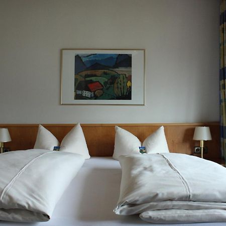 Hotel Garni Otto Huber Оберамергау Екстериор снимка
