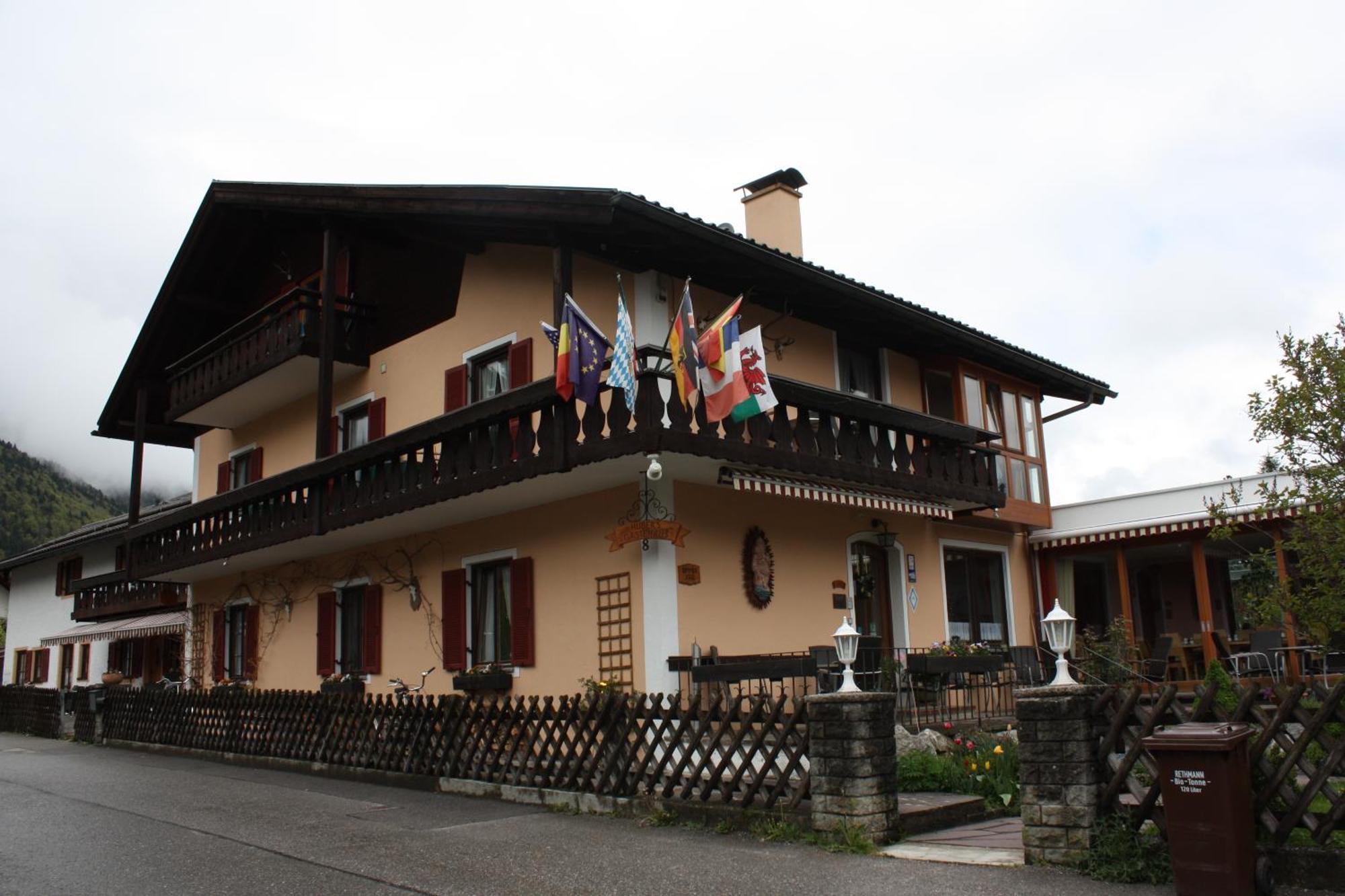 Hotel Garni Otto Huber Оберамергау Екстериор снимка